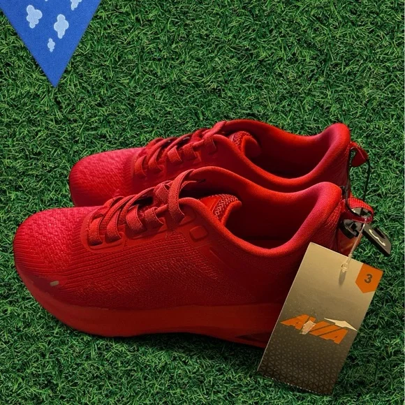 🔥 Avia Red Sneakers Youth Size 3 👟 O2 Air Tech & Memory Foam NWT - Picture 3 of 4